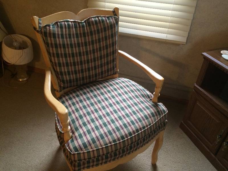 lot 77 image: French Country Accent Chair