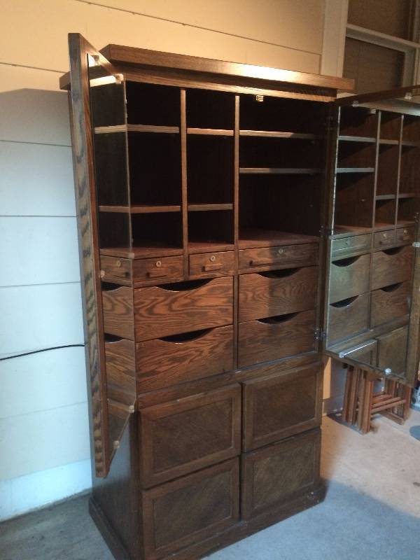 lot 87 image: Amazing Gentelmans ClosetDresser
