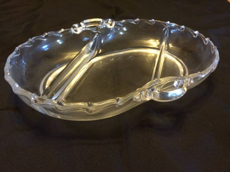lot 218 image: Fostoria Century Pattern Three Part Relish Dish