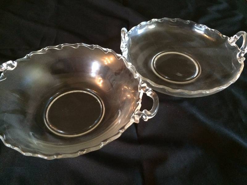 lot 220 image: Two Fostoria Century Pattern Serving Bowls