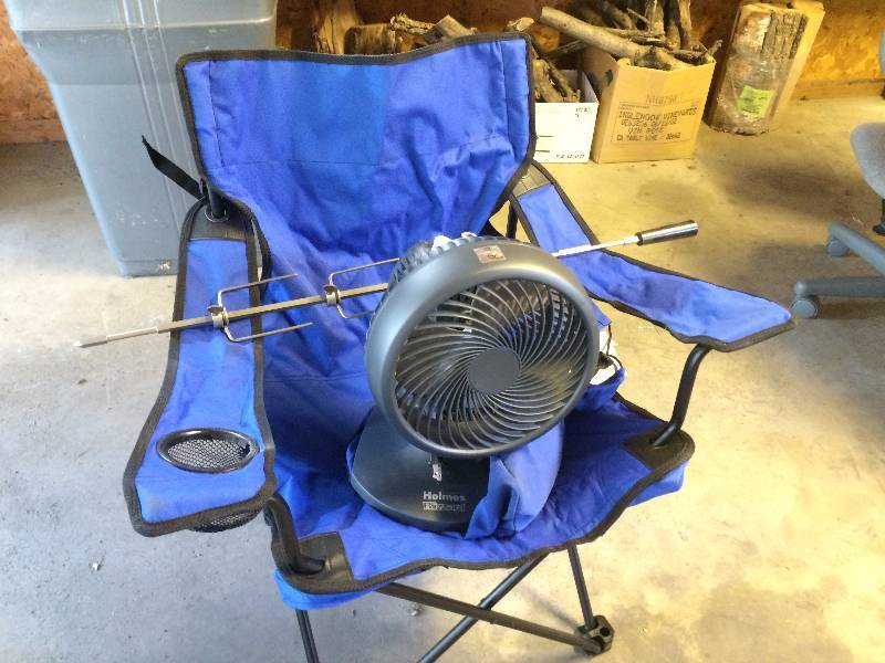 lot 375 image: New Lawn Chair, a Fan, and a Rotisserie Grilling Rod