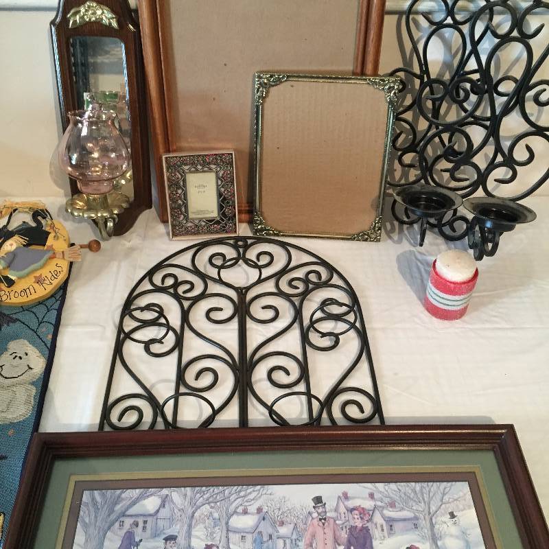HOUSEHOLD ITEMS