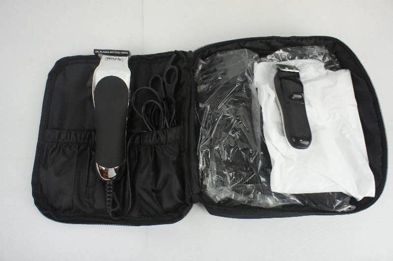 lot 47 image: Wahl Store Display Hair trim kit