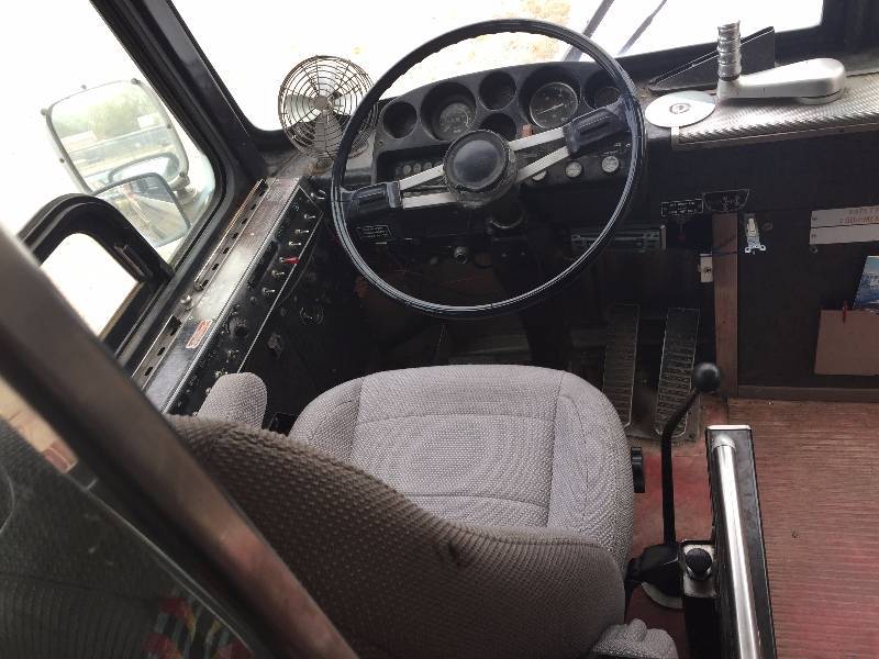 1977 MCI 47 PASSENGER BUS WITH RESTROOM