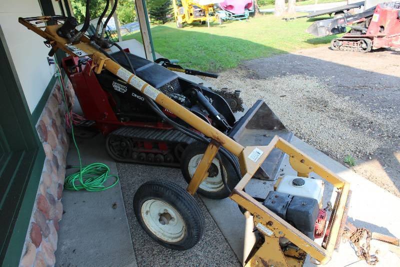 lot 4 image: Mackissic Easy Auger Hydraulic Earth Drill SN EA00148.