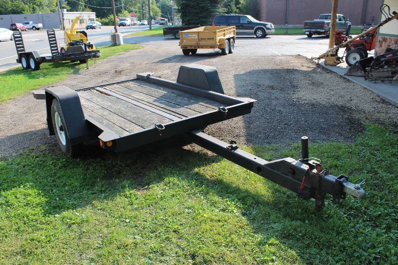 lot 7 image: Trailer wWooden Deck & Two Wheels Model S4A Vin 1DS000008G1700815 96 x 204.
