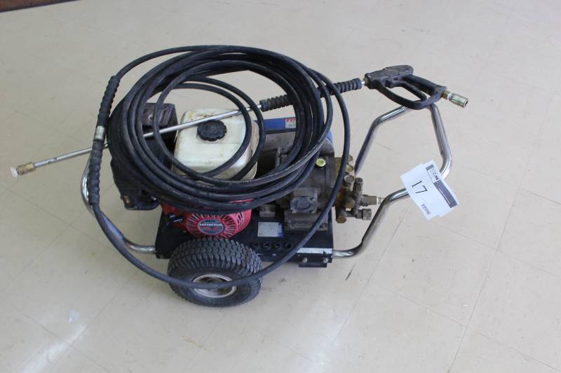 lot 17 image: Alto Water Shotgun Pressure Washer Model WS1500.