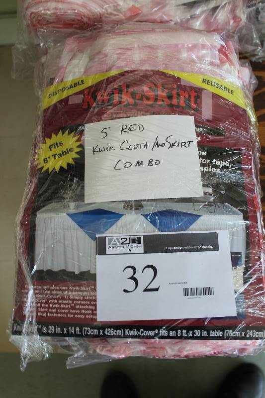 lot 32 image: Bag Lot of Kwik Skirt Cloth Combo 29 x 14.