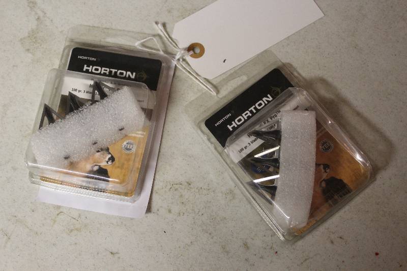 lot 36 image: Box Lot of (2) Horton FX Pro 100 Gr. 3 Blade Broadheads, 3 Pack.