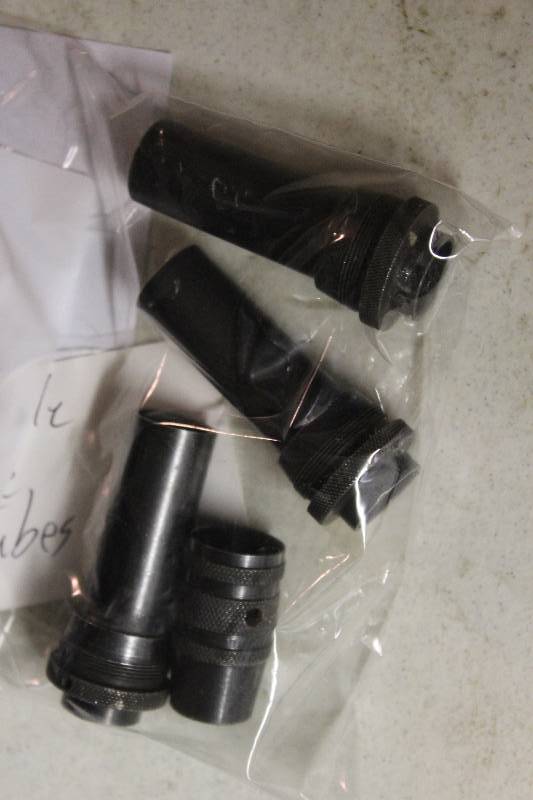 lot 38 image: Bag Lot of Old Style Choke Tubes.