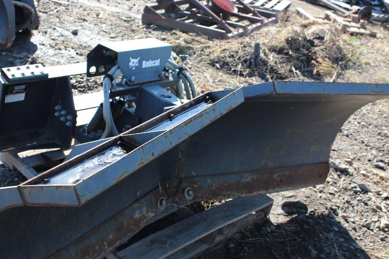 Bobcat VBlade Snow Plow Attachment 84; Serial No. 084000270; 80" Width