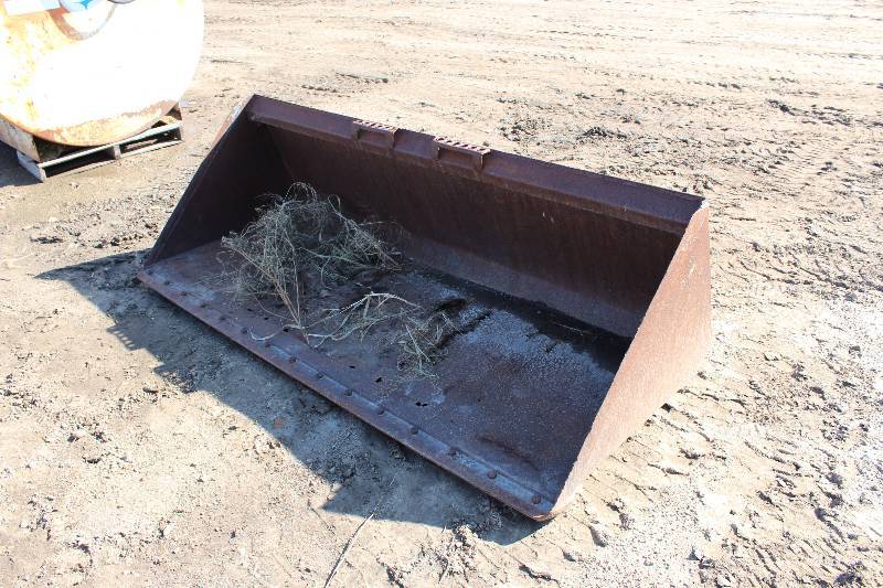 Front Bucket Loader Attachment 89 x 38.