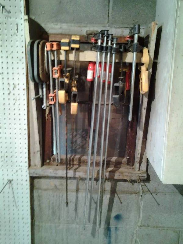 lot 9 image: Lot Of Assorted Clamps