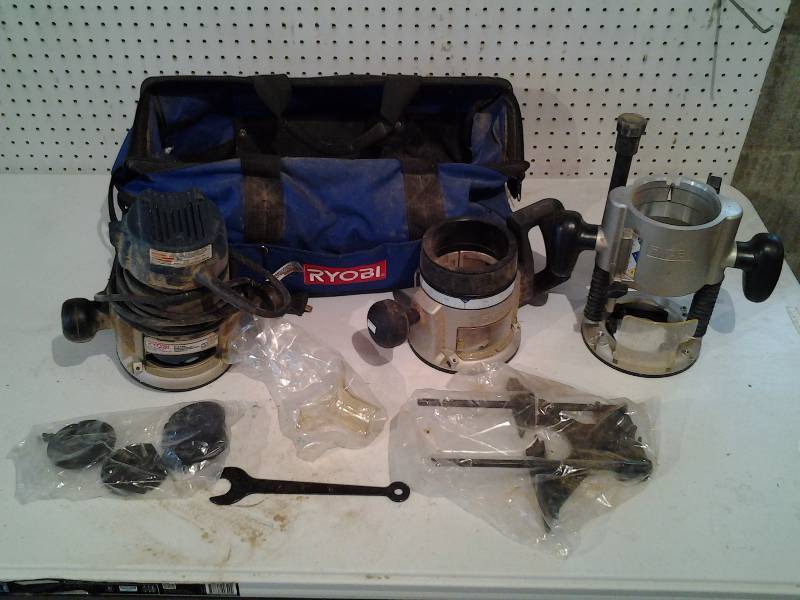 lot 10 image: Ryobi R181FB Router & Accessories
