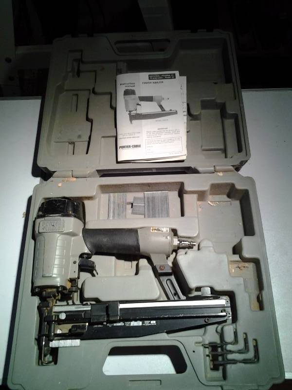 lot 29 image: Porter Cable Model FN250A Finish Nailer