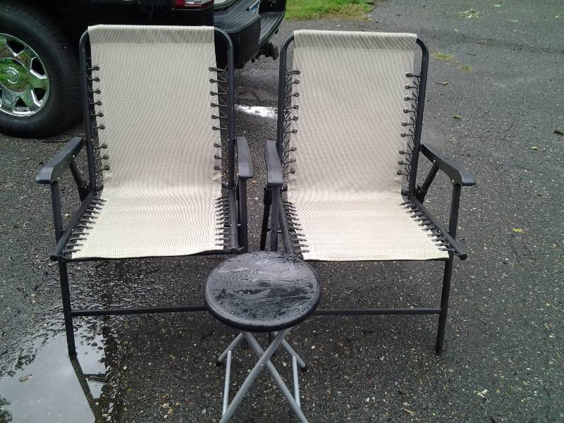 lot 33 image: 2-Beige Lawn Chairs, 1-Stool