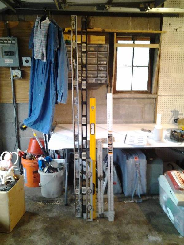 lot 50 image: Levels & Straight Edges