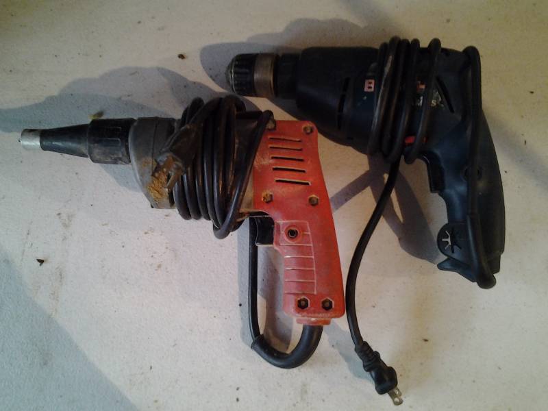 lot 52 image: Bosch Drill, Milwaukee Screw Gun