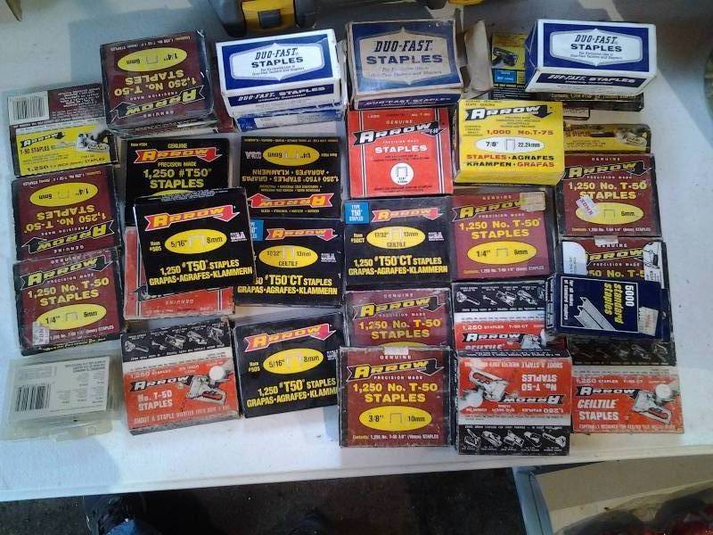 lot 69 image: Staples