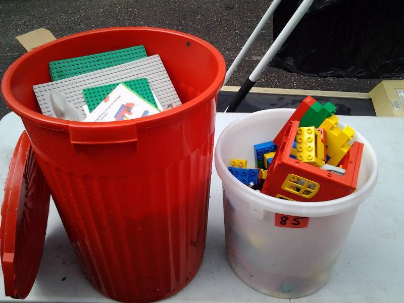 lot 85 image: 2-Tubs Of Legos