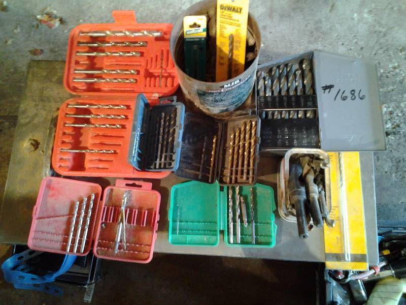 lot 109 image: Drill Bits