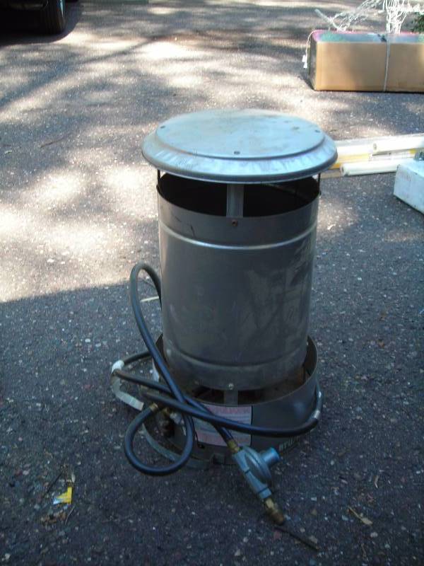 lot 149 image: 80,000 BTU Heater