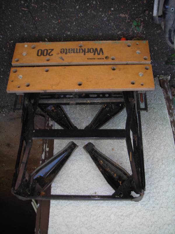 lot 150 image: Black & Decker Workmate 200
