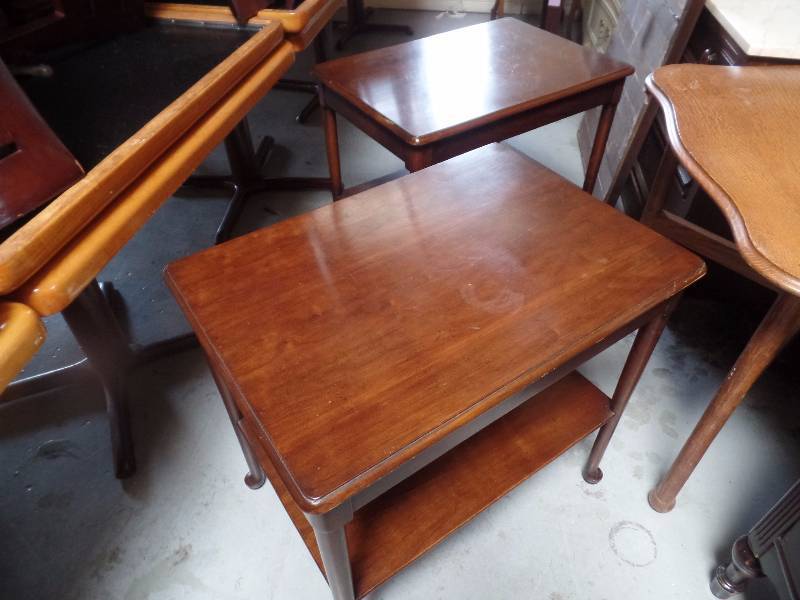 lot 14 image: End Tables