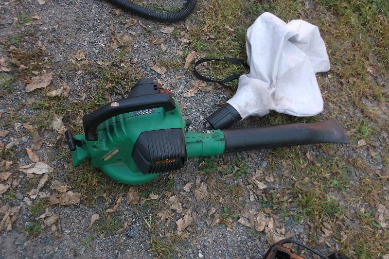 Leaf Blower