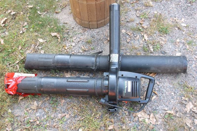 Leaf Blower