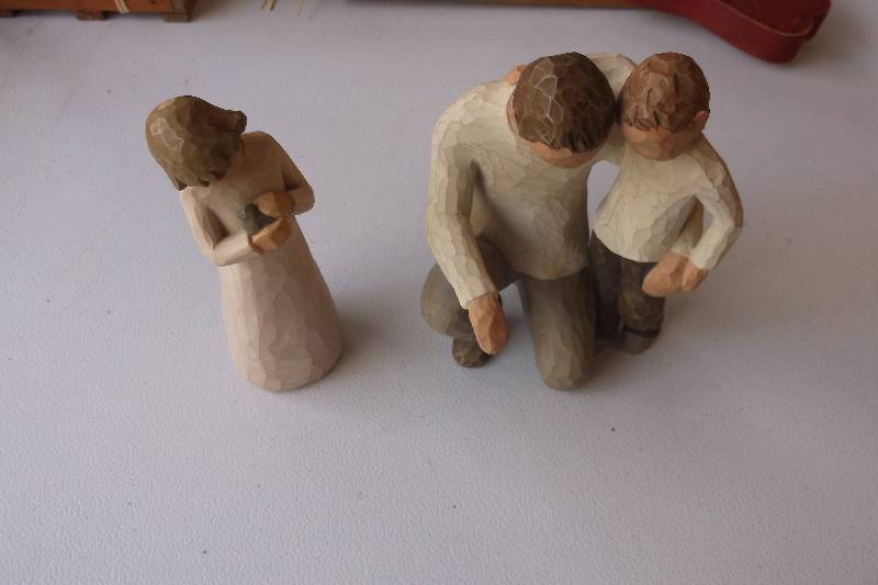 Figurines