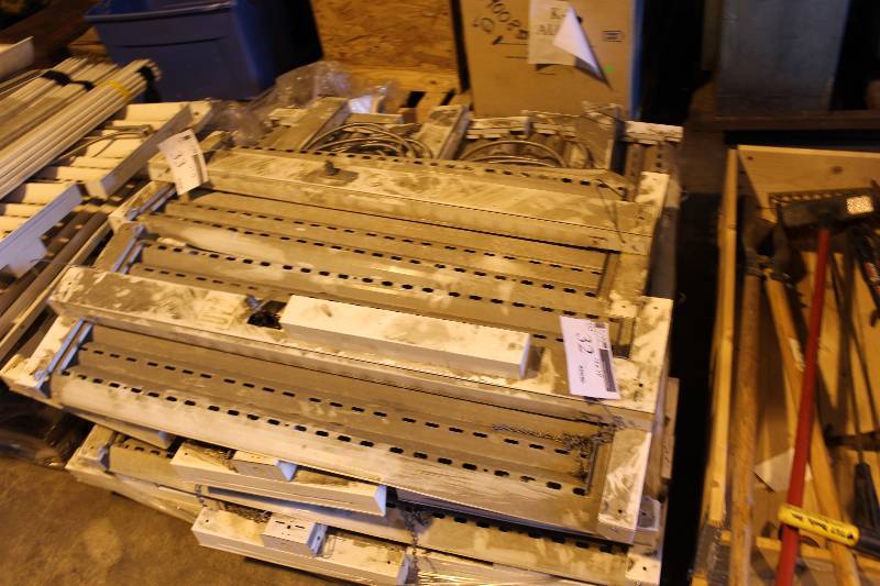 Lot of (5) Fluorescent Light Fixtures w.75 Lamp Ballast 18 x 48.