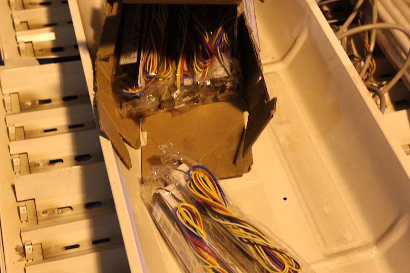 Container Lot Including Philips Advance Centium Instant Start Electronic Ballast ICN-4P32-N.