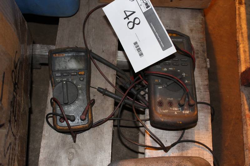 Lot of (2) Including Fluke True RMS Multimeter 87.V Fluke 117 True RMS Multimeter Includes Cords.