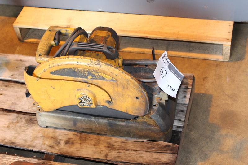 DeWalt 14Chop Saw Type 1 5060Hz.