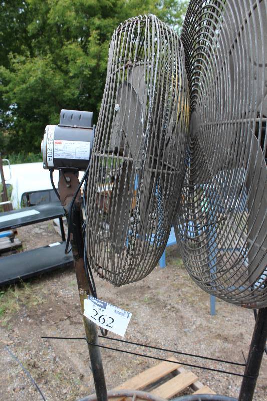 Dayton Fan wAir Circulator Motor, Stand & Protective Cage Mod. 4UX61J 70 Height.