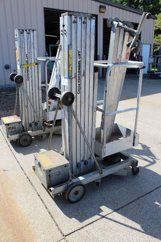 lot 23 image: Genie Personnel Lift 24 Tested & Operational BH.