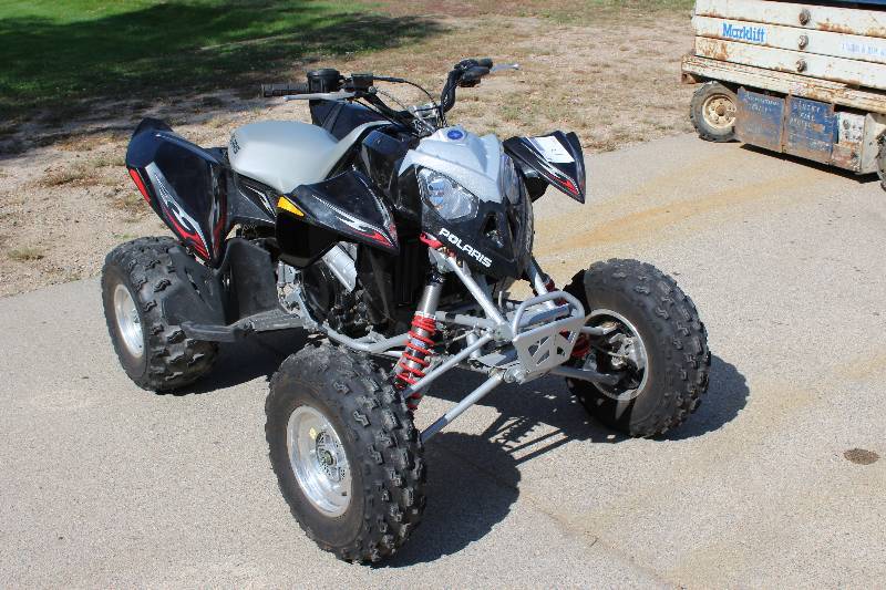 lot 13 image: 2006 Polaris 250 Outlaw 4-Wheel ATV