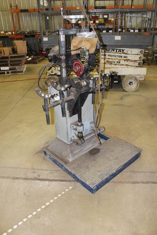 lot 28 image: Cutter Serial NO. RGS-405 42 x 36 x 69.