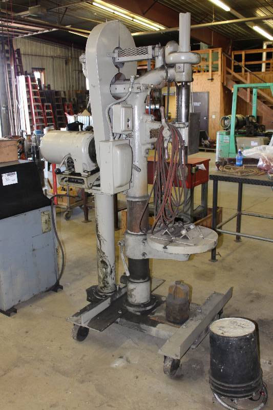 lot 35 image: Cincinatti 21 Box Column Sliding Head Floor Drill Press.