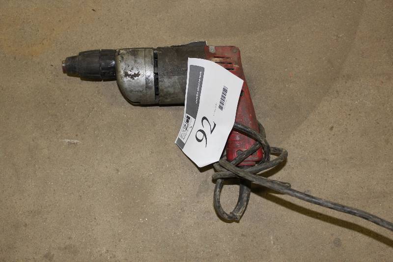 lot 92 image: Milwaukee Screw Shooter wCord.
