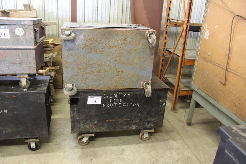 lot 130 image: Lot of (2) Metal Tool Boxes wLid & Wheels 24.5 x 32.5 x 32 21 x 43 x 39.