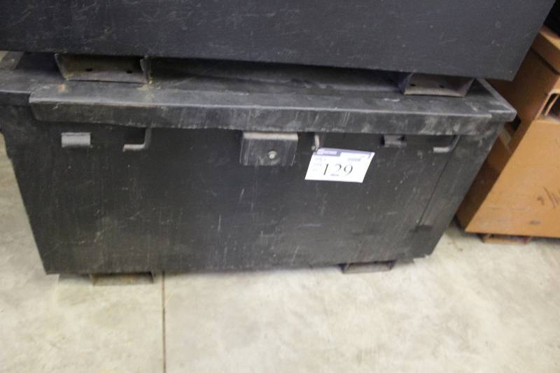lot 129 image: Tool Box wLid & Handles 21.5 x 42 x 22.