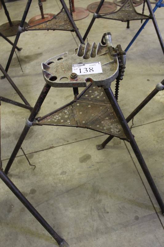 lot 138 image: Rigid Tri-Pod Stand No. 450.