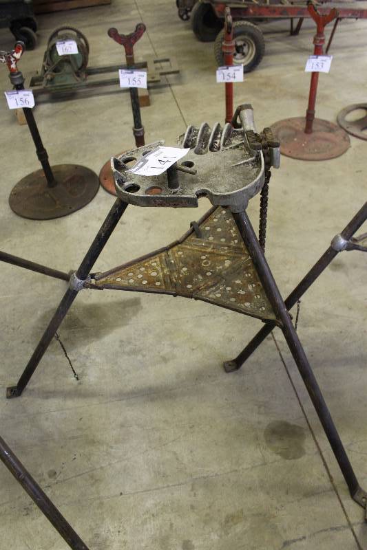 lot 141 image: Rigid Tri-Pod Stand No. 450.