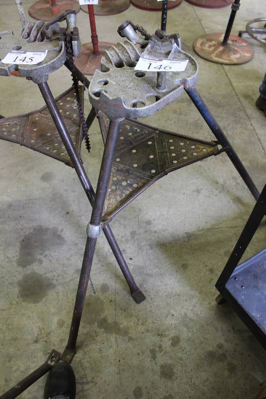 lot 146 image: Rigid Tri-Pod Stand No. 450.