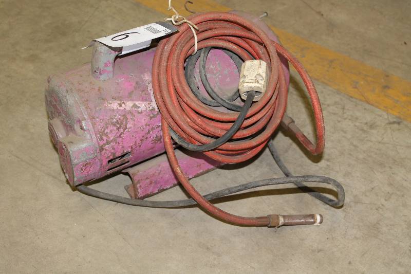 lot 316 image: Miscellaneous Air Compressor wCord & Hose.