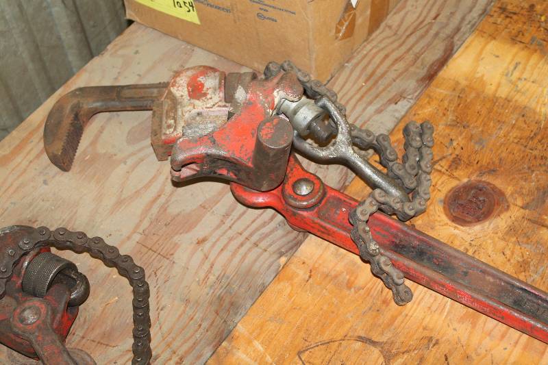 lot 373 image: Ridgid Compound Wrench.