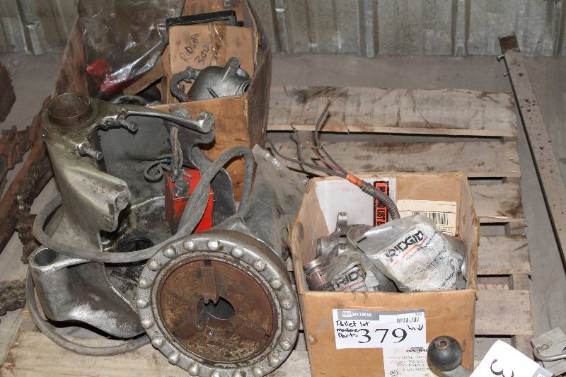 lot 379 image: Pallet Lot of Miscellaneous Machine Parts.