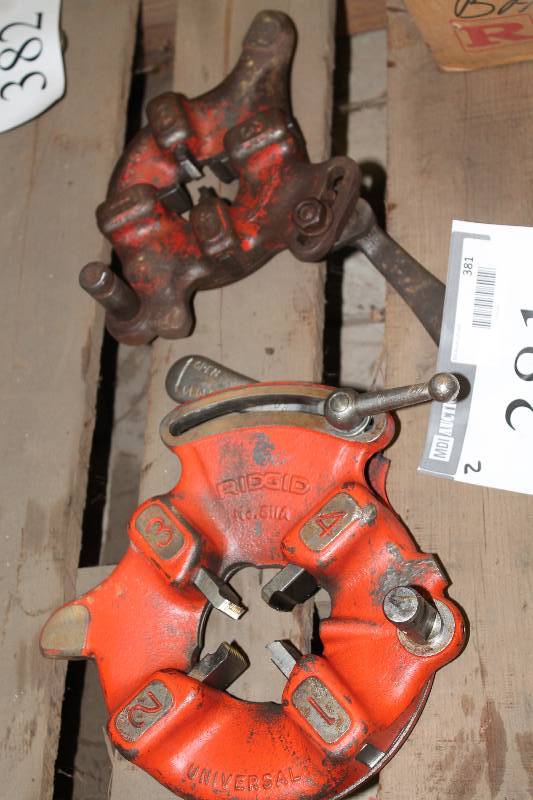 lot 381 image: Lot of (2) Ridgid Quick-Opening Die-Heads.